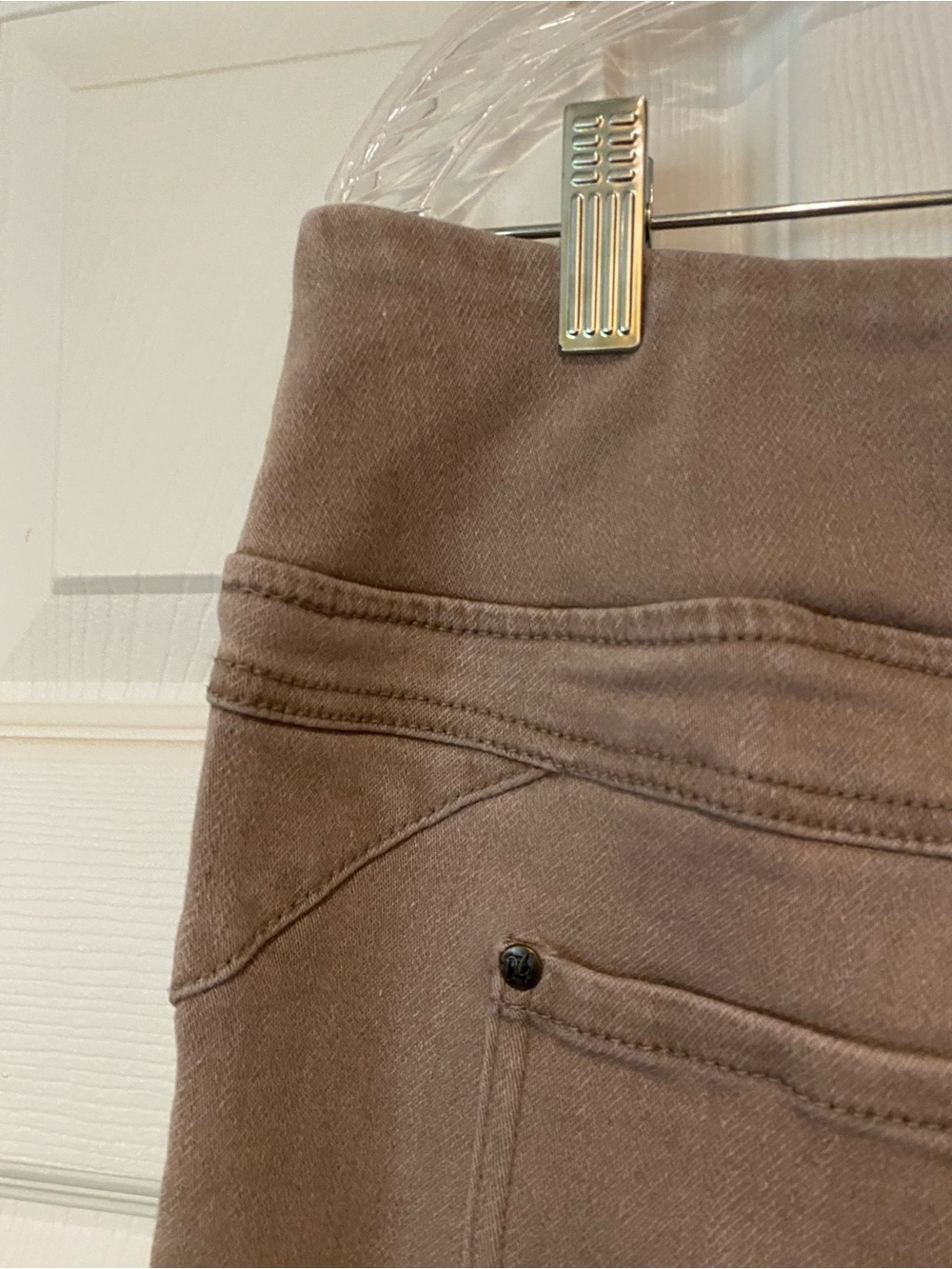 New DG2 by Diane Gilman Tan Bootcut Stretch Jeans - Picture 8 of 9